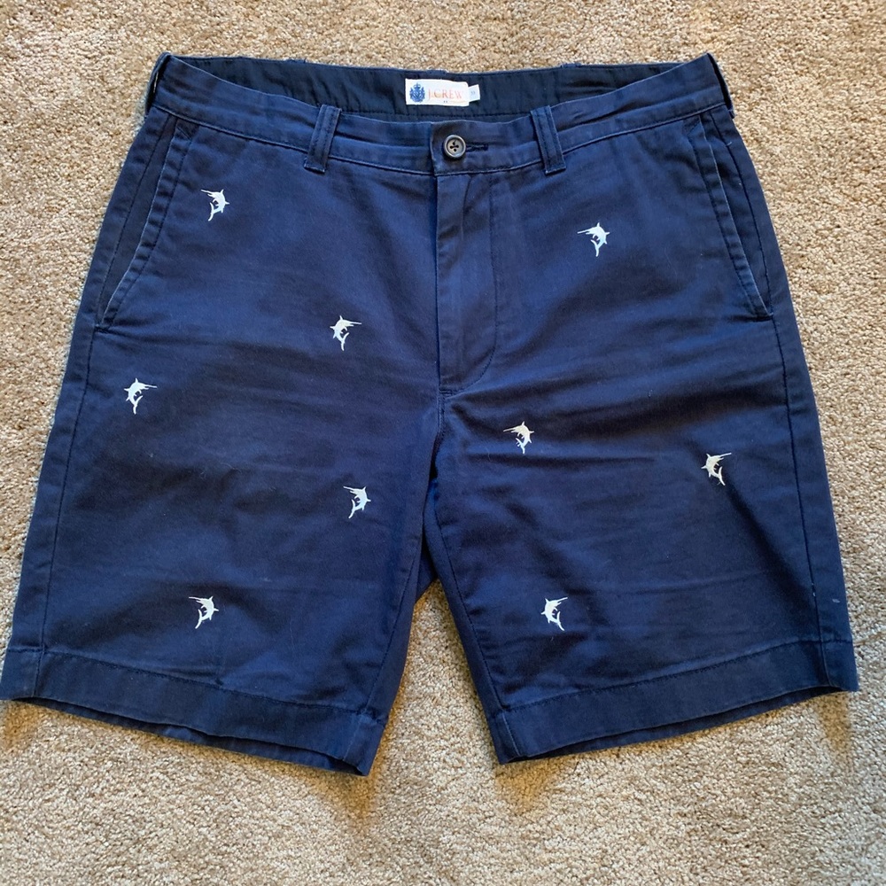 J Crew Men's 33 Navy/White Swordfish Chino Shorts